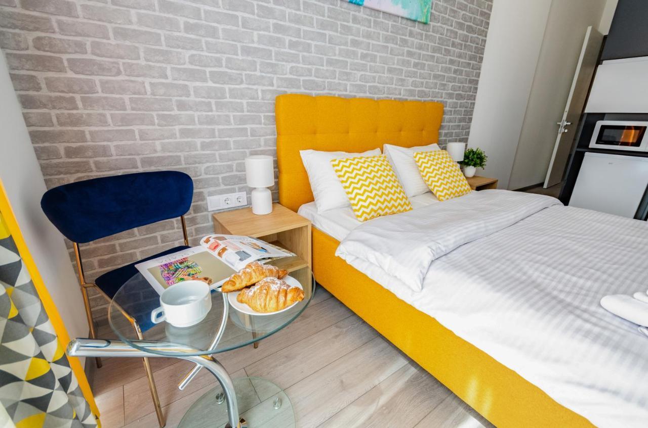 View Smart Apartment Kvartet Railway Station 4D เคียฟ ภายนอก รูปภาพ
